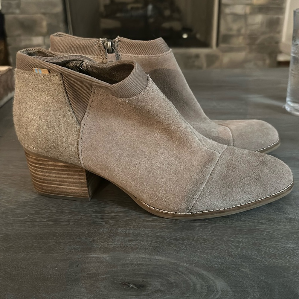 Tom’s Loren Suede Bootie